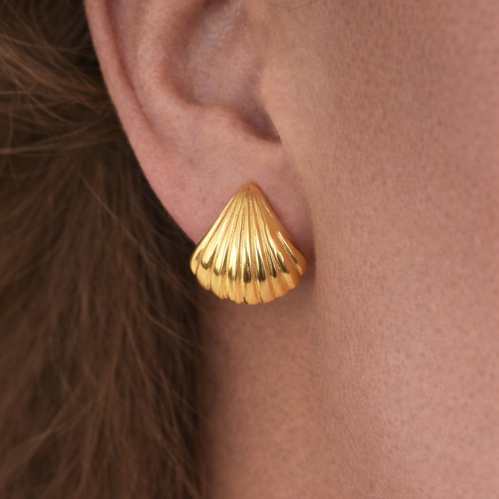 Vida Fan Earrings