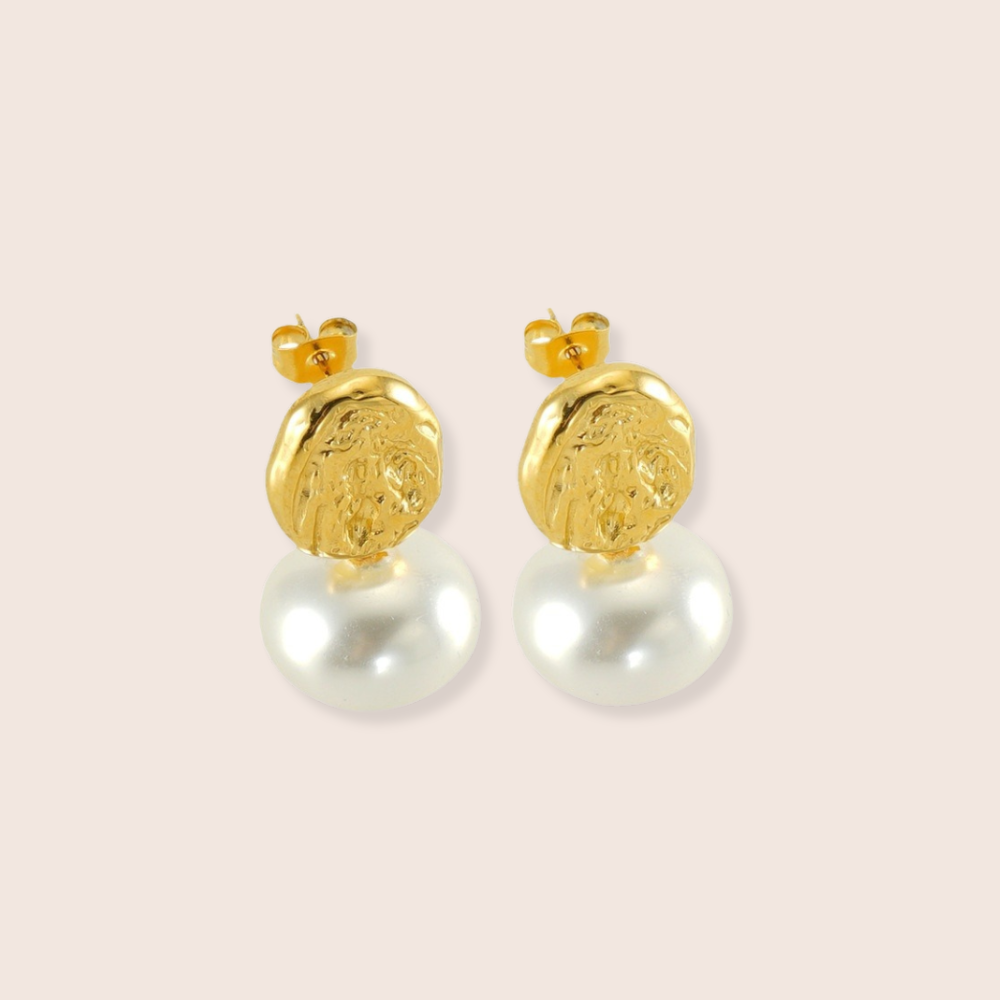 Estee Pearl Earrings