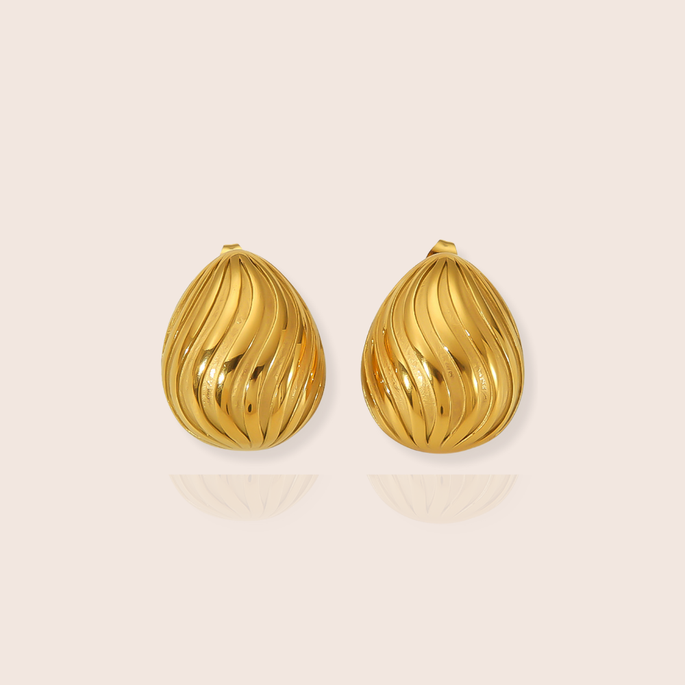 Billie Oval Textured Stud earrings