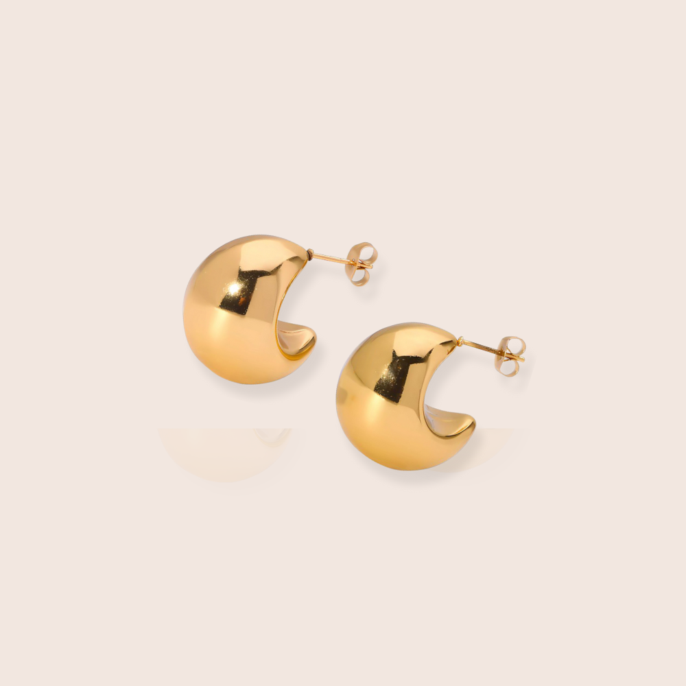 Luna Classic Crescent Earrings