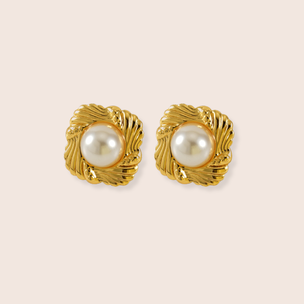 Elliana Pearl Statement Stud Earrings