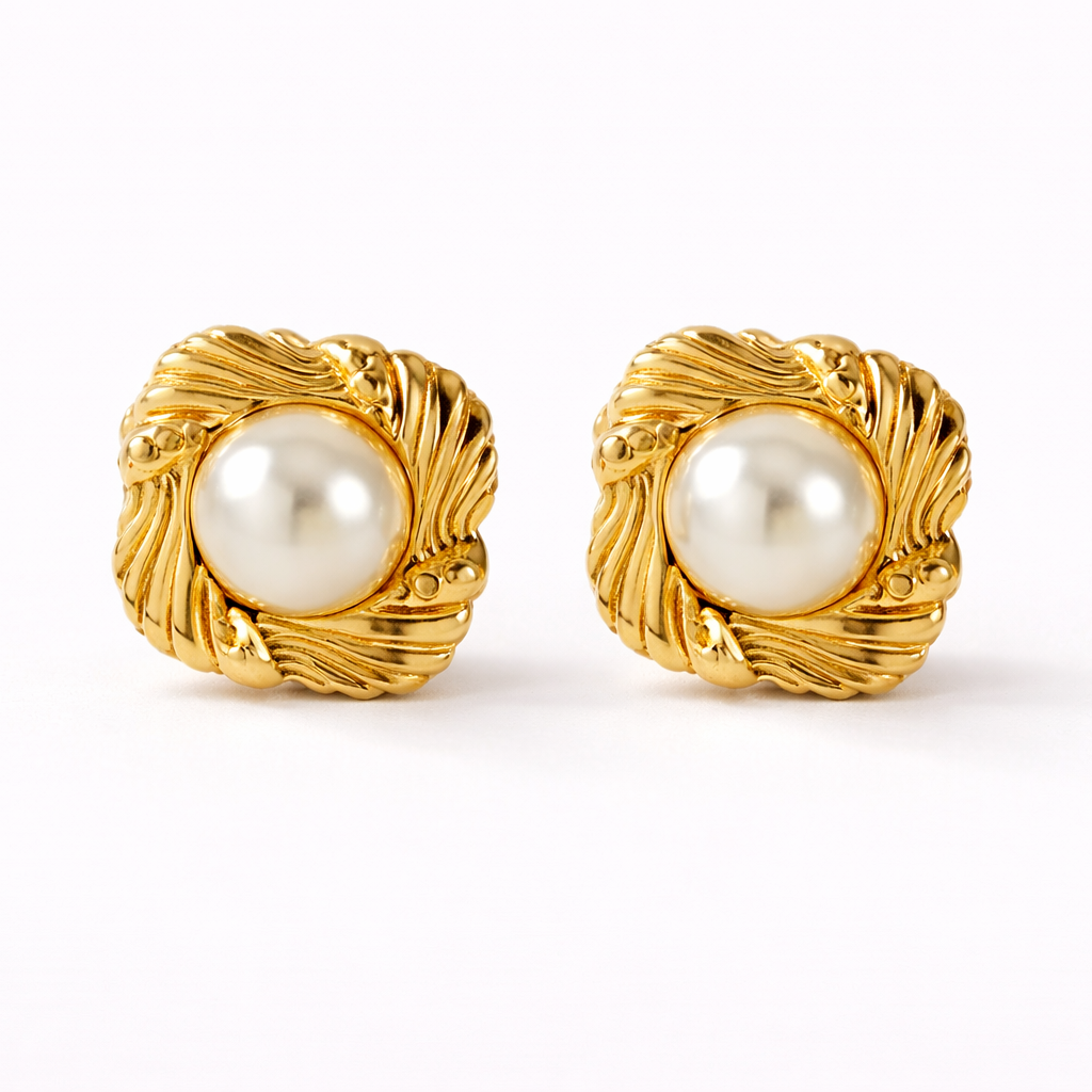 Elliana Pearl Statement Stud Earrings