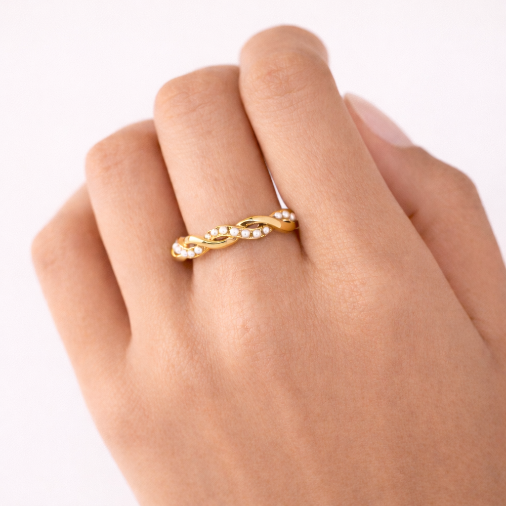 Isla Pearl Braid Ring