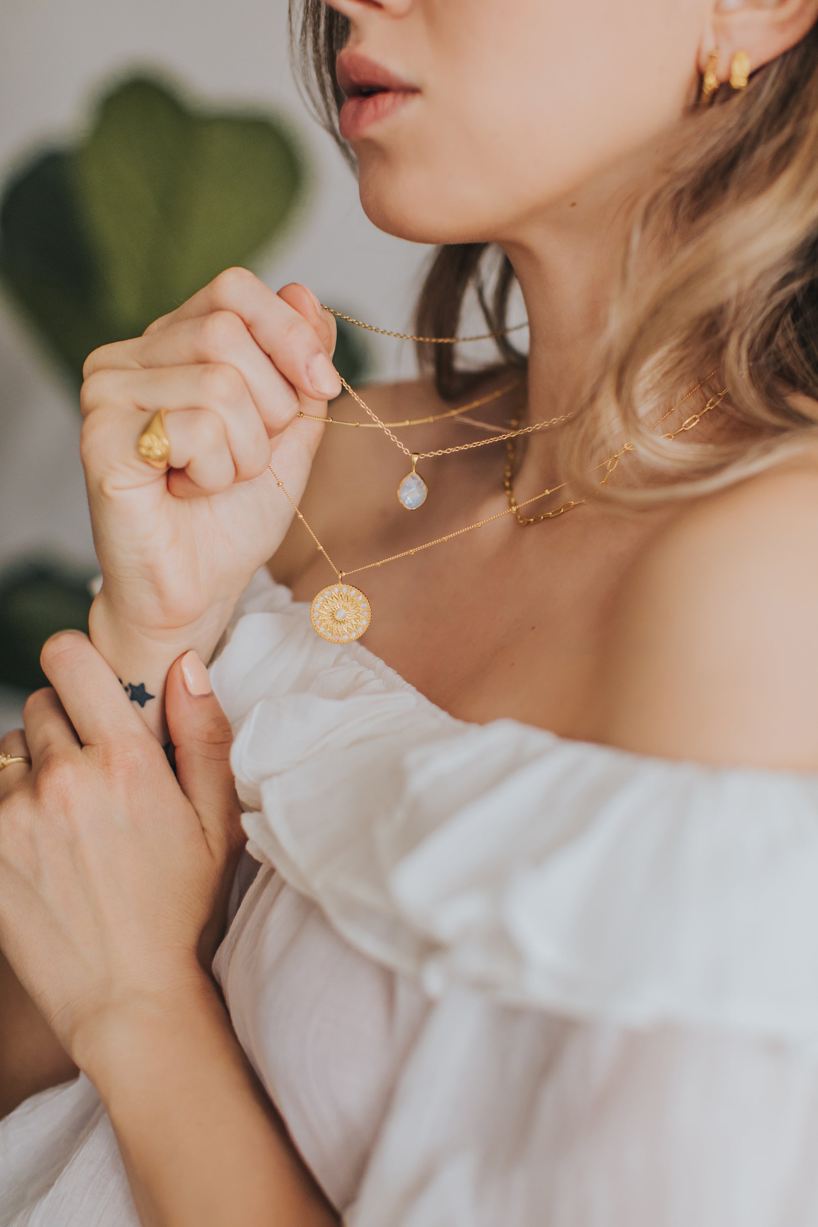 Alina Moonstone Necklace